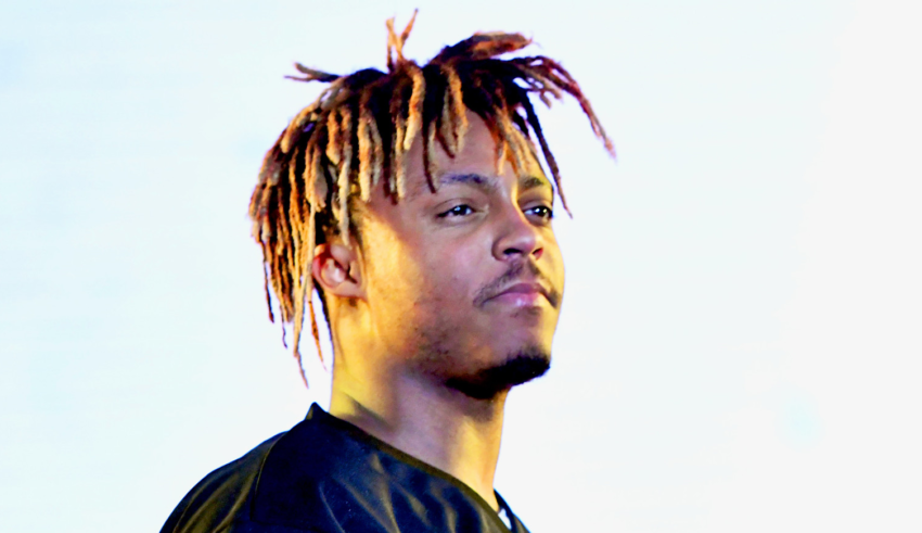 Juice Wrld dead aged 21 – US rapper dies after suffering a seizure at  Chicago airport – The US Sun